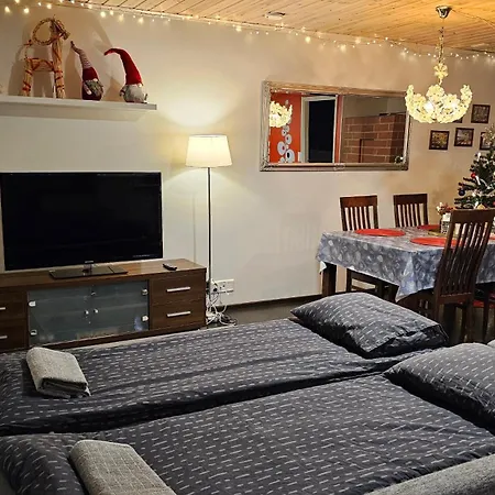 Tule Lomalle Luppoaikaan Ferienhaus Rovaniemi