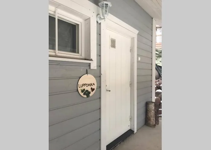 Tule Lomalle Luppoaikaan Ferienhaus